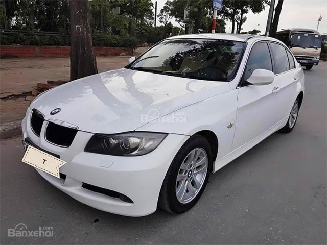 Bán xe BMW 3 Series 320i 2008, màu trắng, nhập khẩu chính hãng chính chủ