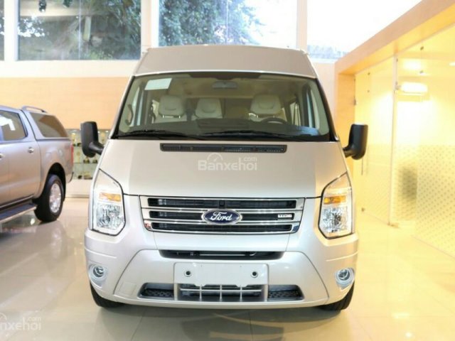 Bán Ford Transit Medium năm sản xuất 2016, màu bạc, giá 780tr