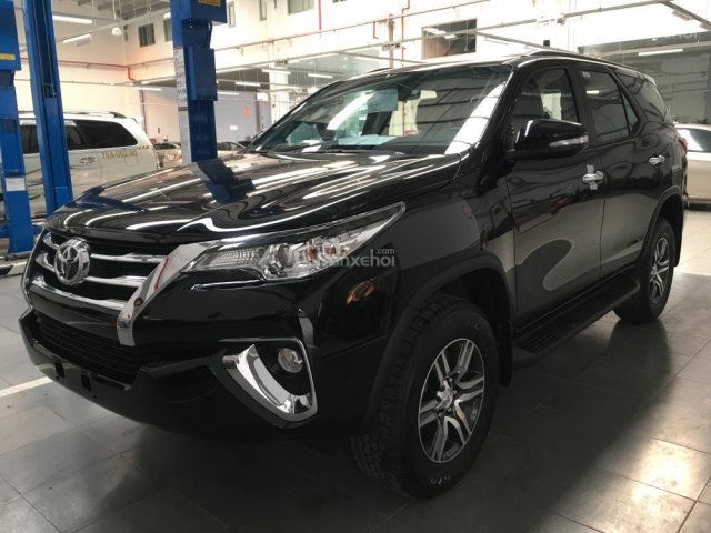 Bán xe Toyota Fortuner 2.4G 2017, khuyến mãi BHVC, tặng phụ kiện chính hãng tại Toyota Tây Ninh