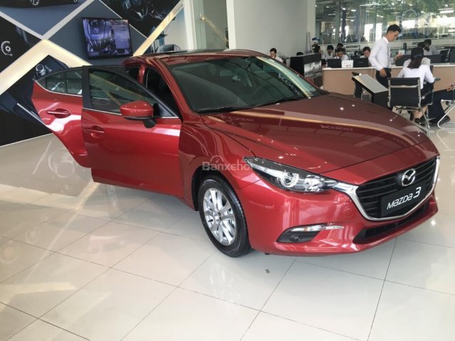 Bán Mazda 3 1.5l sedan mới, đời 2017