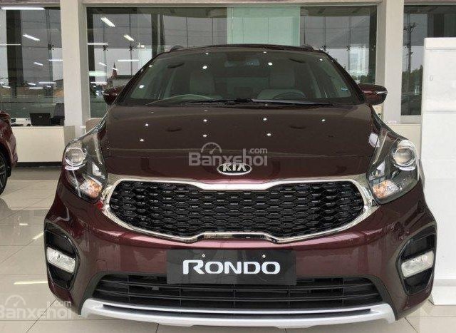 Kia Rondo Facelift 2017 - Phiên bản mới - Tưng bừng khuyến mại cùng Kia Giải Phóng - Giá tốt nhất - Giao xe nhanh nhất