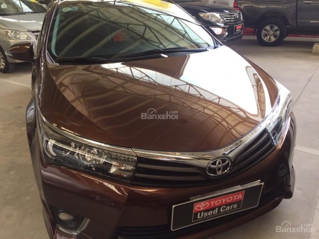 Bán Toyota Corolla altis 2.0V đời 2015, màu nâu sang trọng