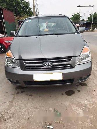 Cần bán xe Kia Canival 2010, số sàn, máy dầu động cơ 2.9