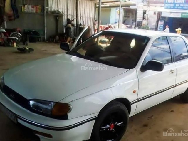 Bán Hyundai Elantra màu trắng, đời 1993 - Xe đẹp, máy móc ổn, trợ lực lái