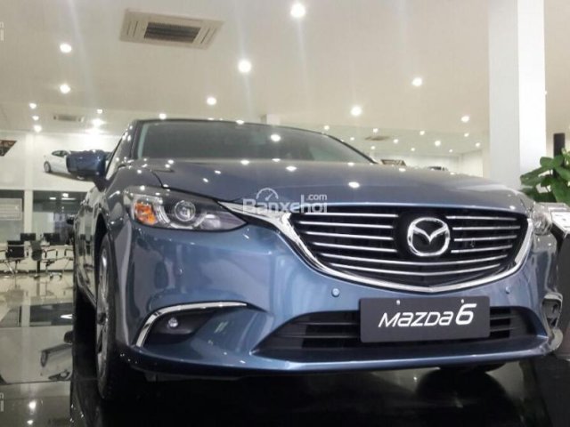 Mazda 6 2.0 Premium  giảm giá ngày vàng 30 triệu đồng  tại Mazda Long Biên