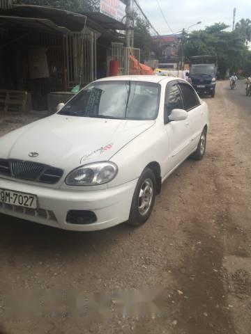 Gia đình đổi xe cần bán Daewoo Lanos SX 2001, màu trắng