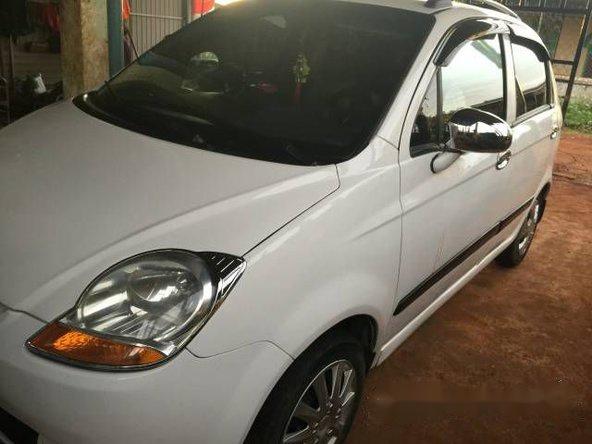 Bán ô tô Chevrolet Spark 2008, màu trắng đã đi 15000 km