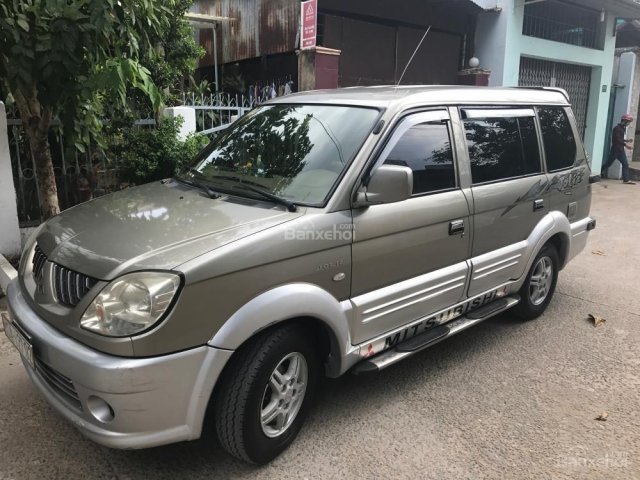 Cần bán xe Mitsubishi Jolie sản xuất 2004, màu ghi vàng