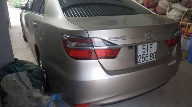 Bán Toyota Camry 2.0E đời 2015, chính chủ, biển số TP