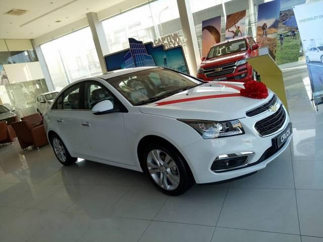 Bán Chevrolet Cruze sản xuất 2017, hoàn toàn mới