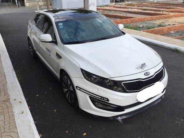 Bán xe cũ Kia Optima AT đời 2012, màu trắng số tự động