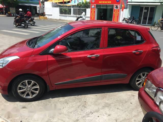 Cần bán xe Hyundai i10 1.2 AT 2014, số tự động, giá chỉ 385 triệu