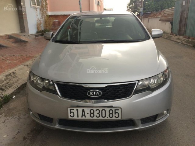 Bán xe Kia Forte đời 2011 màu bạc, 438 triệu