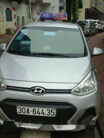 Bán Hyundai i10 MT đời 2015, màu bạc số sàn, 460 triệu