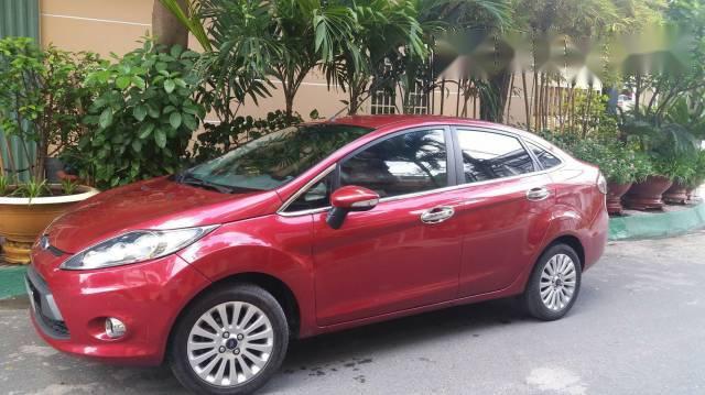 Cần bán Ford Fiesta đời 2011, màu đỏ