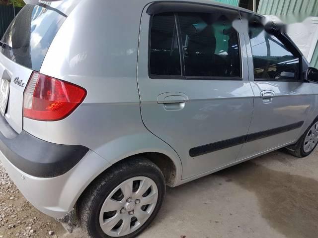 Cần bán Hyundai Getz năm 2010, màu bạc, 270tr