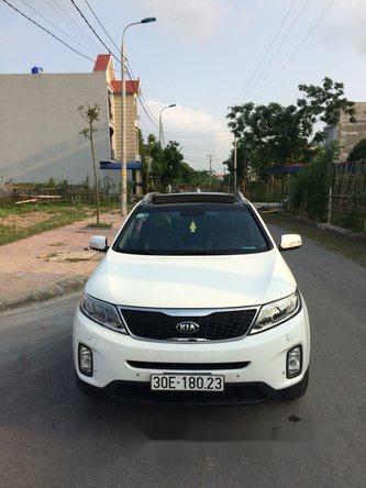 Cần bán Kia Sorento năm 2017, màu trắng số tự động