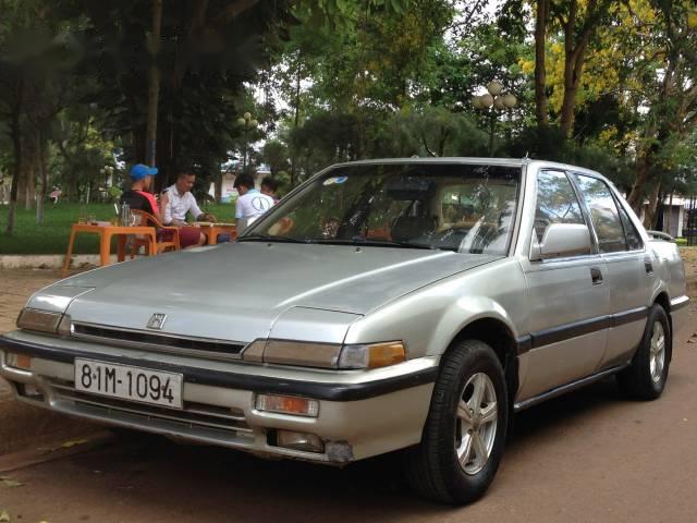 Cần bán xe cũ Honda Accord đời 1987, màu bạc, 120tr