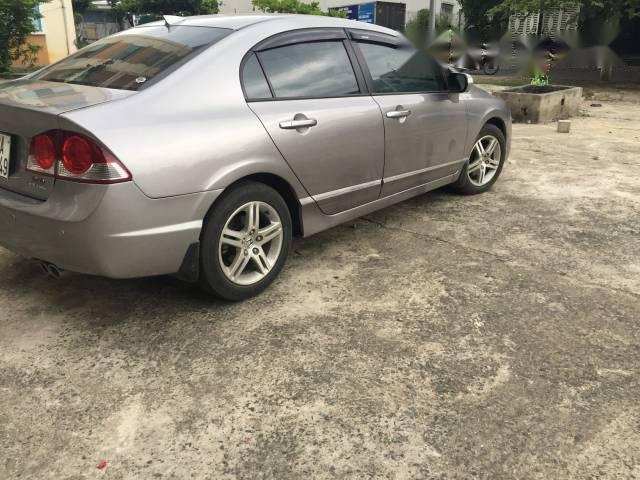 Bán xe cũ Honda Civic đời 2008, màu bạc chính chủ, giá tốt