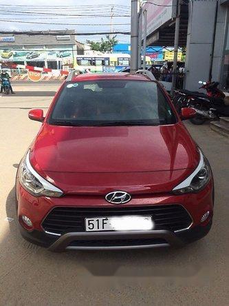 Cần bán xe Hyundai i20 Active 1.4AT đời 2015, màu đỏ