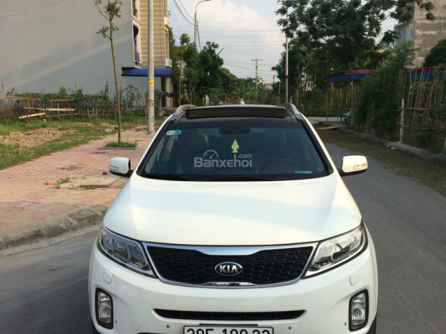 Bán xe Kia Sorento đời 2014, màu trắng