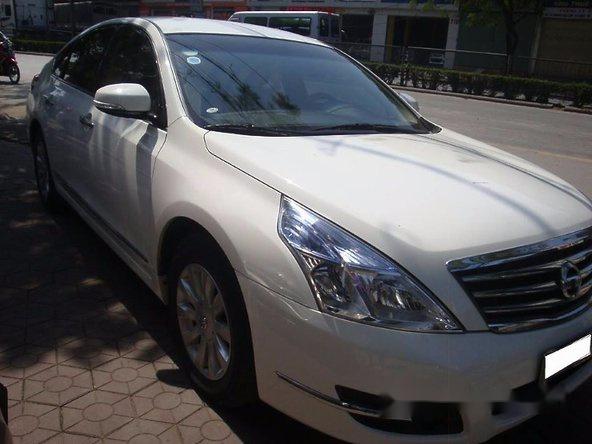 Bán xe cũ Nissan Teana 2.0AT đời 2011, màu trắng, nhập khẩu, giá chỉ 595 triệu