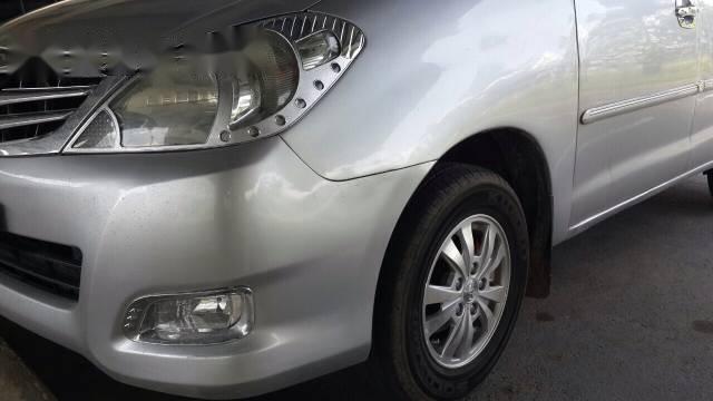 Cần bán xe Innova 2.0 G2008, màu bạc, đã chạy 86.000km