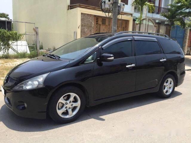 Bán xe cũ Mitsubishi Grandis 2.4 đời 2005, màu đen xe gia đình