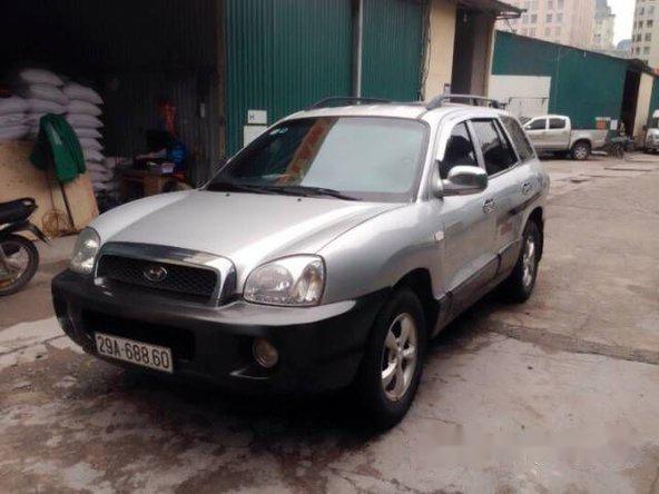 Bán ô tô Hyundai Santa Fe đời 2005, màu bạc đã đi 30000 km