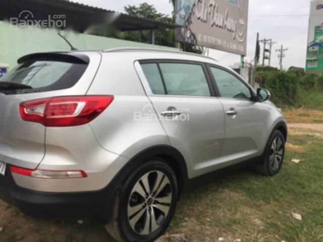 Bán Kia Sportage TLX đời 2010, màu bạc, xe nhập, 620tr