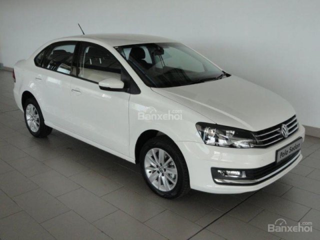 Bán ô tô Volkswagen Polo 2016, màu trắng, nhập khẩu, hỗ trợ vay 100%. LH: Ms Phượng 0978877754