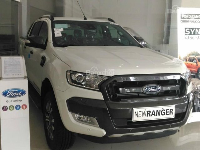 Bán ô tô Ford Ranger Wildtrak 3.2 AT đời 2018, màu trắng, xe nhập