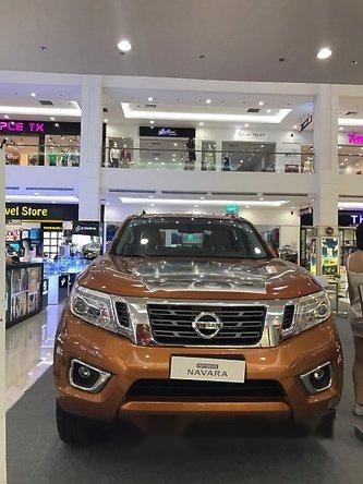 Bán Nissan Navara NP300 VL 7AT đời 2017, giá 765tr