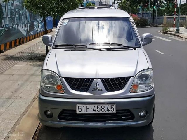 Bán Mitsubishi Jolie 2.0MT đời 2004, màu bạc chính chủ