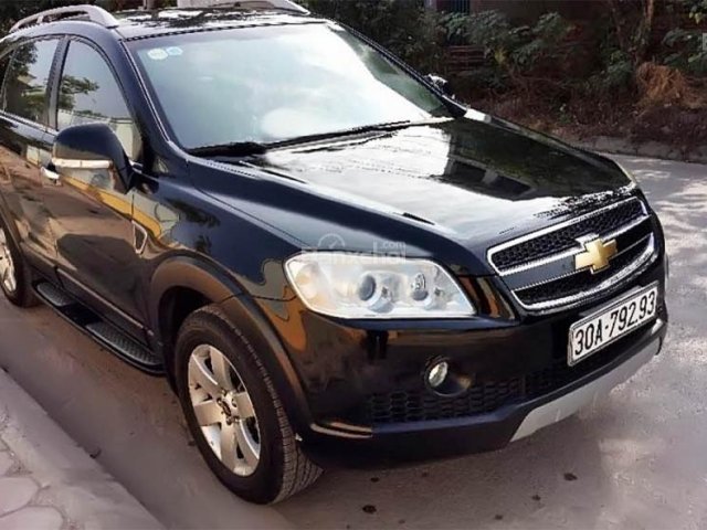 Bán xe Chevrolet Captiva LTZ sản xuất 2008, màu đen chính chủ