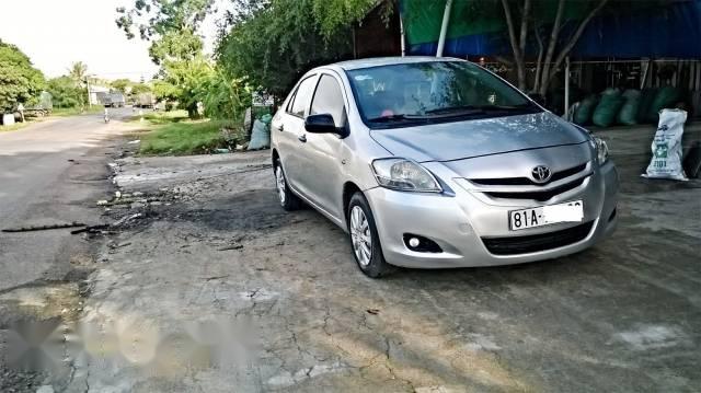 Bán ô tô Toyota Vios đời 2010, màu bạc, nhập khẩu nguyên chiếc