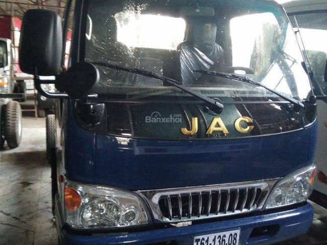 Bán xe tải Jac 2T4, xe đời 2017 - trả góp 90% giá trị xe