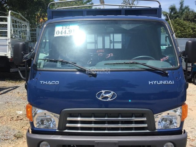 Thaco Hyundai HD650 thùng mui bạt đời mới 2017. LH: 098 136 8693