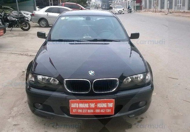 Bán BMW 3 Series 318i 2005, màu đen, giá tốt