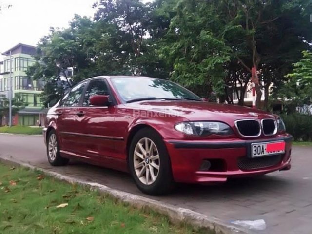 Cần bán xe BMW 3 Series 318i năm 2003, màu đỏ