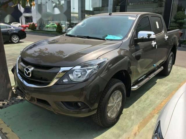 Bán ô tô Mazda BT 50 đời 2017, màu nâu, xe mới 100%