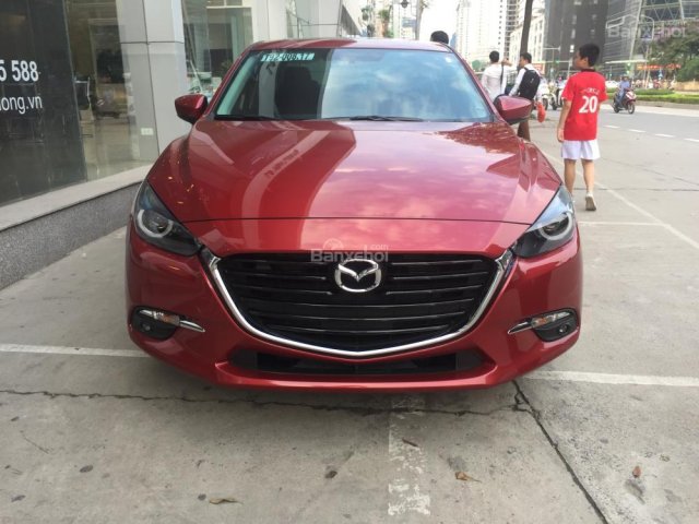 Cần bán xe Mazda 3 2.0 Facelift đời 2017, màu đỏ