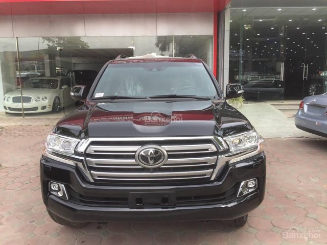 Toyota Land Cruiser 5.7 VX nhập Mỹ 2016, màu đen