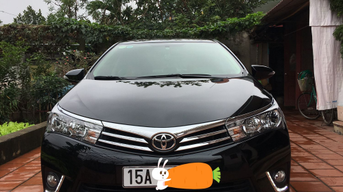 Bán Toyota Corolla altis 1.8 AT đời 2015, màu đen, 745tr