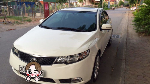 Bán xe cũ Kia Forte 1.6 AT đời 2012, màu trắng, giá 475tr