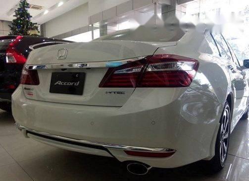 Bán Honda Accord 2.4 sản xuất 2016, màu trắng