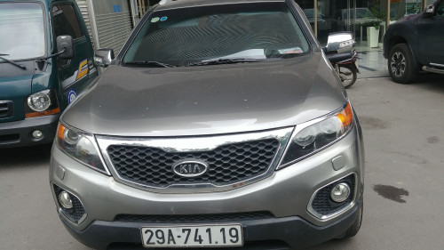 Bán Kia Sorento 2.0 AT sản xuất 2010, màu xám như mới