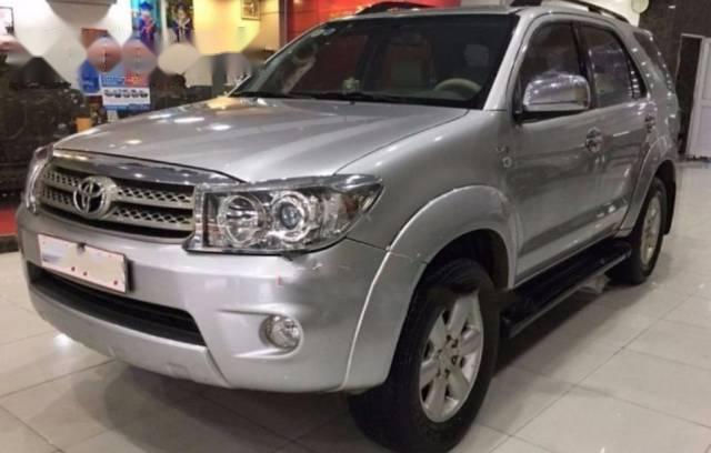 Bán xe Toyota Fortuner G đời 2009, màu xám