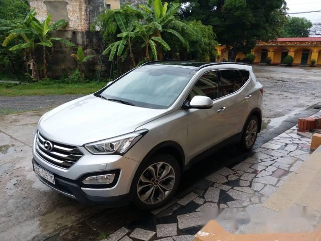 Bán Hyundai Santa Fe 2.4 2015, máy xăng 4WD, 1.050 tỷ