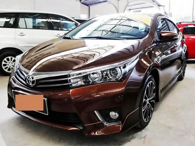 Bán Toyota Corolla altis 2.0V đời 2015, màu nâu, 840tr